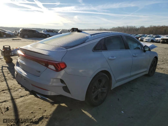 2021 Kia K5 GT-Line with VIN 5XXG64J25MG062972, listed as a Copart auction lot 84795614 with 78,661 mi miles and Salvage Title. Bid and sale history available at carsss.com. Image 3.