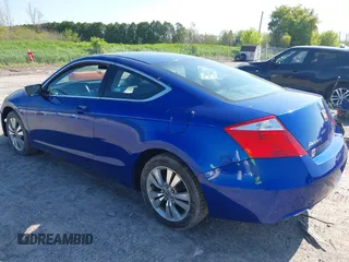 2009 Honda Accord EX z VIN 1HGCS12779A025171, wystawiony jako IAAI lot #42230478 z przebiegiem 172 960 mil mil oraz . Historia ofert i sprzedaży dostępna na DreamBid. Obrazek 3.
