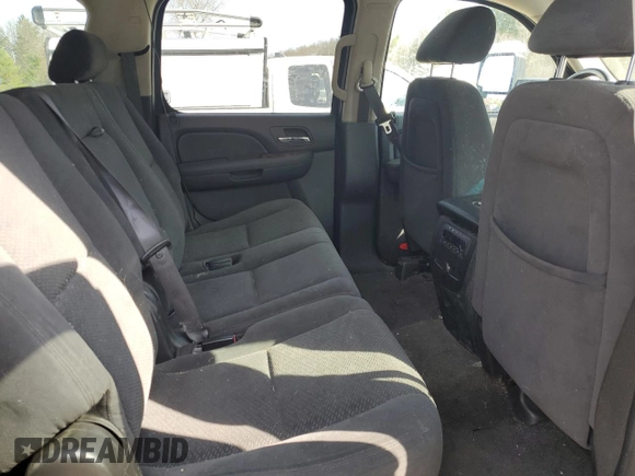 2007 Chevrolet Suburban LT with VIN 1GNFK16327J228718, listed as a Copart auction lot 53749995 with 148,586 mi miles and Clean Title. Bid and sale history available at DreamBid. Image 11.