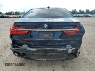 2019 BMW 7 Series M760i xDrive with VIN WBA7H6C58KG615081, listed as a Copart auction lot 59361704 with 92,769 mi miles and Salvage Title. Bid and sale history available at carsss.com. Image 6.