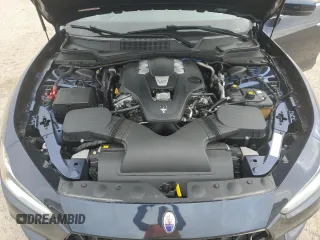 2019 Maserati Ghibli with VIN ZAM57XSS3K1319197, listed as a Copart auction lot 70454084 with 28,584 mi miles and Salvage Title. Bid and sale history available at carsss.com. Image 11.
