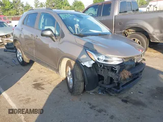 2021 Chevrolet Trax LT with VIN KL7CJLSB1MB330554, listed as a IAAI auction lot 42477060 with 71,090 mi miles and . Bid and sale history available at DreamBid. Image 1.