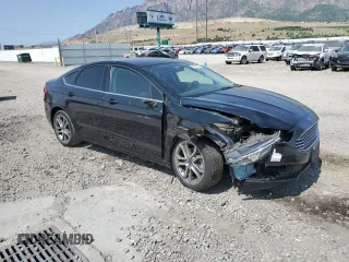 2017 Ford Fusion SE with VIN 3FA6P0H93HR207105, listed as a Copart auction lot 59310365 with 81,313 mi miles and Salvage title. Bid and sale history available at DreamBid. Image 4.