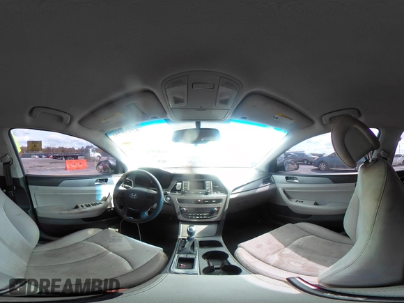2016 Hyundai Sonata Hybrid SE with VIN KMHE24L15GA039176, listed as a IAAI auction lot 42135751 with 135,592 mi miles. Bid and sale history available at carsss.com. Image 19.