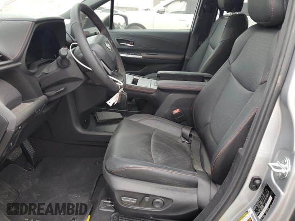 2024 Toyota Sienna XSE with VIN 5TDXRKEC5RS212017, listed as a Copart auction lot 85159734 with 0 mi miles and Salvage Title. Bid and sale history available at carsss.com. Image 7.