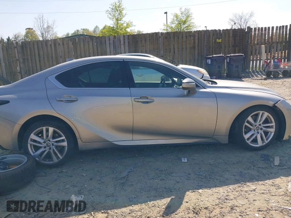 2022 Lexus IS 300 z VIN JTHAA1D21N5119879, wystawiony jako IAAI lot #42037999 z przebiegiem 41 416 mil mil oraz . Historia ofert i sprzedaży dostępna na DreamBid. Obrazek 13.