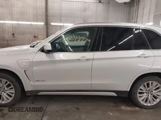 2016 BMW X5 xDrive40e with VIN 5UXKT0C50G0S77165, listed as a IAAI auction lot 40688779 with 110,317 mi miles and . Bid and sale history available at carsss.com. Image 15.
