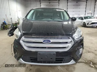 2019 Ford Escape SE z VIN 1FMCU9GD6KUB27891, wystawiony jako Copart lot #56957905 z przebiegiem 61 342 mil mil oraz Szkoda całkowita • Salvage title. Historia ofert i sprzedaży dostępna na DreamBid. Obrazek 5.