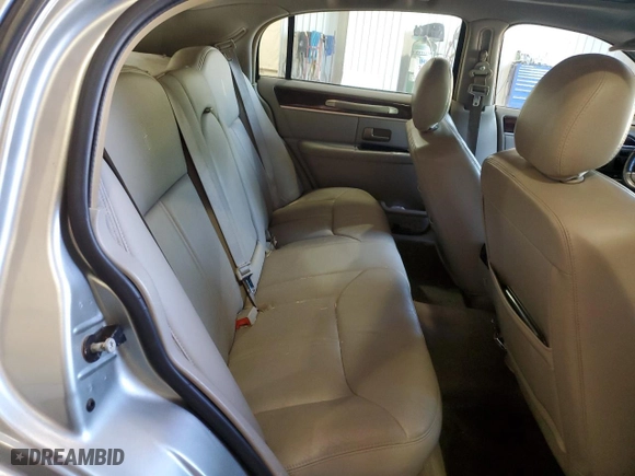 2007 Lincoln Town Car Signature Limited with VIN 1LNHM82VX7Y632445, listed as a Copart auction lot 50811845 with 197,104 mi miles and Salvage Title. Bid and sale history available at carsss.com. Image 10.