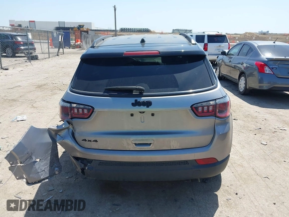2018 Jeep Compass Latitude with VIN 3C4NJDBB3JT304145, listed as a IAAI auction lot 42008241 with 52,642 mi miles and . Bid and sale history available at DreamBid. Image 16.