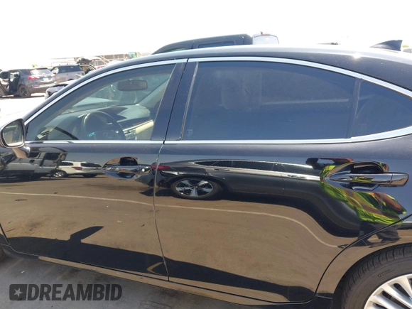 2015 Lexus ES 330 with VIN JTHBK1GG9F2190470, listed as a IAAI auction lot 42537858 with 95,090 mi miles and . Bid and sale history available at DreamBid. Image 14.