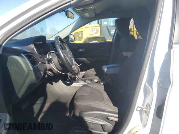2019 Jeep Cherokee Latitude with VIN 1C4PJMCX0KD125555, listed as a Copart auction lot 48104495 with 115,138 mi miles and Clean Title. Bid and sale history available at carsss.com. Image 7.