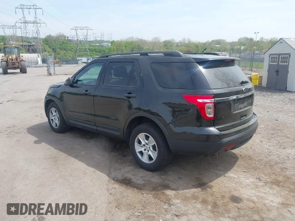 2013 Ford Explorer with VIN 1FM5K8B88DGA09975, listed as a IAAI auction lot 42127412 with 184,862 mi miles and . Bid and sale history available at carsss.com. Image 3.