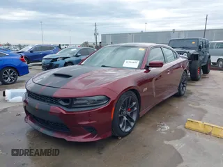 2020 Dodge Charger Scat Pack z VIN 2C3CDXGJ8LH132985, wystawiony jako IAAI lot #41316849 z przebiegiem 66 881 mil mil oraz . Historia ofert i sprzedaży dostępna na DreamBid. Obrazek 17.