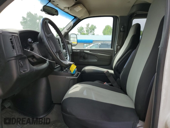 2005 Chevrolet Express Passenger with VIN 1GAHG39UX51197887, listed as a Copart auction lot 54499855 with 173,655 mi miles and Clean title. Bid and sale history available at DreamBid. Image 7.