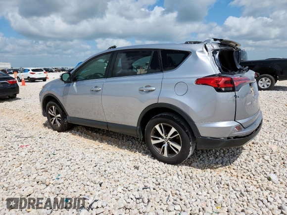 2018 Toyota RAV4 XLE with VIN JTMWFREV4JD132500, listed as a Copart auction lot 59790105 with 48,066 mi miles and Salvage title. Bid and sale history available at DreamBid. Image 2.