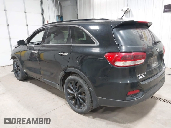 2019 Kia Sorento LX z VIN 5XYPGDA54KG584282, wystawiony jako IAAI lot #42505080 z przebiegiem 83 431 mil mil oraz . Historia ofert i sprzedaży dostępna na DreamBid. Obrazek 3.