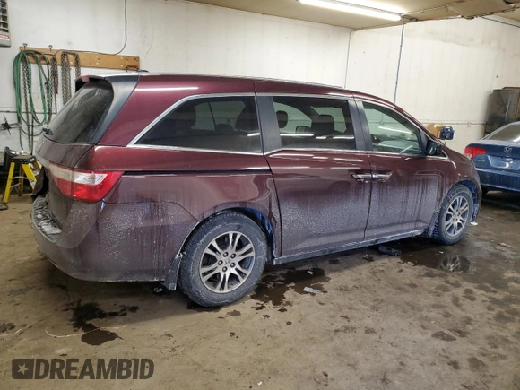2013 Honda Odyssey EX-L with VIN 5FNRL5H60DB047072, listed as a Copart auction lot 45495415 with 161,028 mi miles and Salvage Title. Bid and sale history available at DreamBid. Image 3.