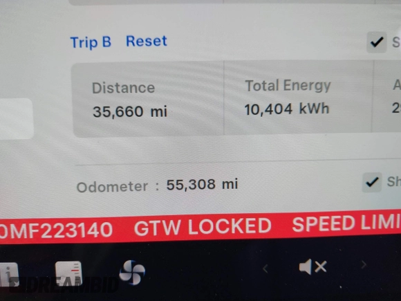 2021 Tesla Model Y Long Range with VIN 5YJYGAEE0MF223140, listed as a IAAI auction lot 42007701 with 55,308 mi miles. Bid and sale history available at carsss.com. Image 7.