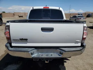 2015 Toyota Tacoma with VIN 3TMLU4EN2FM172761, listed as a Copart auction lot 55286045 with 174,168 mi miles and Salvage title. Bid and sale history available at DreamBid. Image 6.