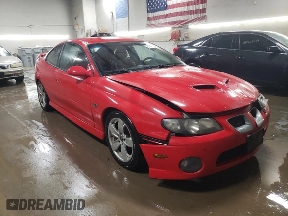2004 Pontiac GTO with VIN 6G2VX12G74L288788, listed as a Copart auction lot 82424544 with 212,085 mi miles and Salvage Title. Bid and sale history available at carsss.com. Image 4.