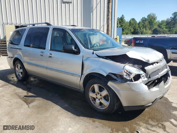 2008 Chevrolet Uplander LT w/1LT with VIN 1GNDV33138D169918, listed as a Copart auction lot 74397924 with 248,160 mi miles and Salvage Title. Bid and sale history available at carsss.com. Image 4.