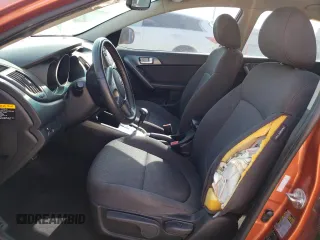2010 Kia Forte SX с VIN KNAFW4A34A5250349, выставлен на аукционе Copart как лот 51115515 с пробегом 199 056 миль миль и Списание • Salvage title. История ставок и продаж доступна на DreamBid. Изображение 7.