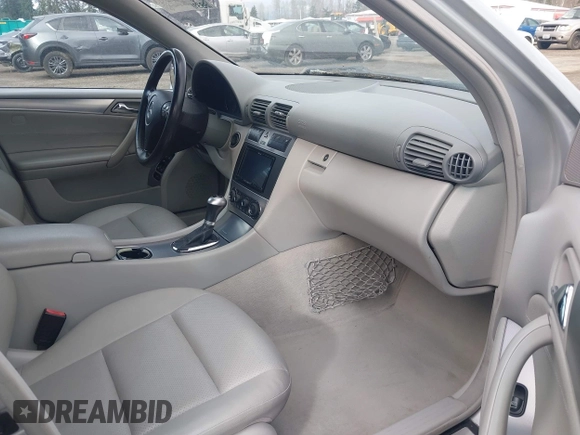 2006 Mercedes-Benz C 230 Sport with VIN WDBRF52H46F820303, listed as a IAAI auction lot 41715195 with 188,391 mi miles and . Bid and sale history available at carsss.com. Image 5.