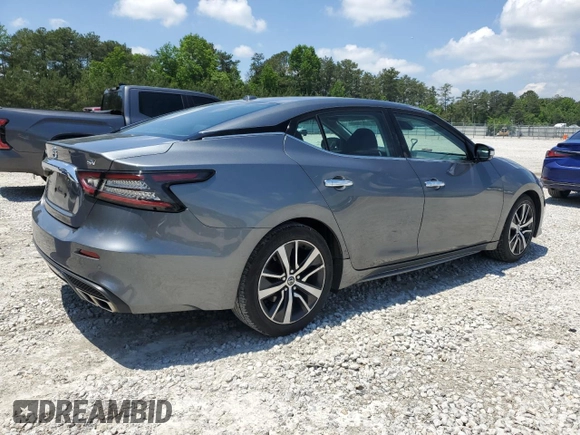 2020 Nissan Maxima SV z VIN 1N4AA6CV6LC366694, wystawiony jako Copart lot #56389315 z przebiegiem 116 615 mil mil oraz Szkoda całkowita • Salvage title. Historia ofert i sprzedaży dostępna na DreamBid. Obrazek 3.
