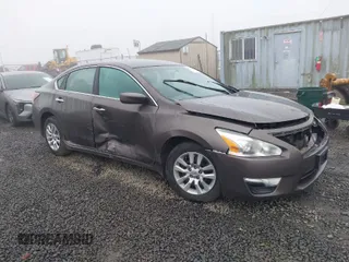 2015 Nissan Altima S with VIN 1N4AL3AP7FC421610, listed as a IAAI auction lot 41731181 with 50,422 mi miles and . Bid and sale history available at DreamBid. Image 1.