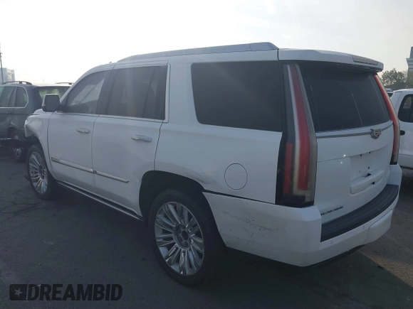 2016 Cadillac Escalade Platinum z VIN 1GYS4DKJ5GR260260, wystawiony jako IAAI lot #41476668 z przebiegiem 108 058 mil mil oraz . Historia ofert i sprzedaży dostępna na DreamBid. Obrazek 15.