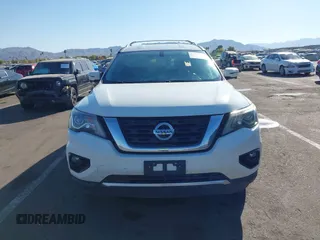 2018 Nissan Pathfinder SV z VIN 5N1DR2MM0JC606426, wystawiony jako IAAI lot #41377783 z przebiegiem 173 419 mil mil oraz . Historia ofert i sprzedaży dostępna na DreamBid. Obrazek 12.