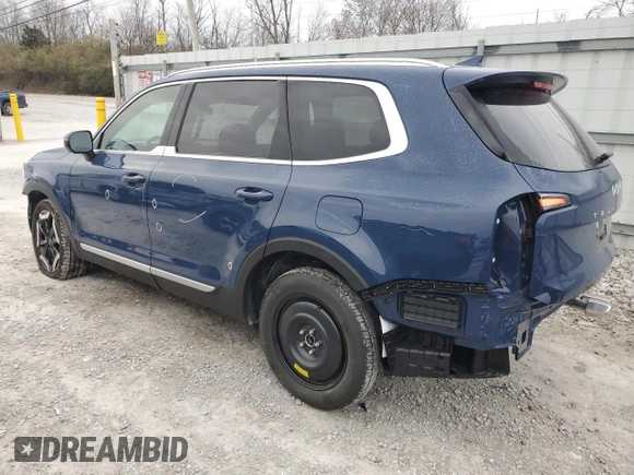2024 Kia Telluride EX with VIN 5XYP34GC1RG502388, listed as a Copart auction lot 78869164 with 1,708 mi miles and Salvage title. Bid and sale history available at DreamBid. Image 2.