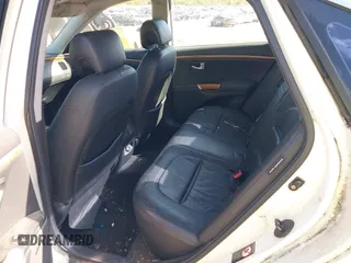 2006 Hyundai Azera SE with VIN KMHFC46F66A097045, listed as a IAAI auction lot 41998208 with 203,817 mi miles and . Bid and sale history available at DreamBid. Image 8.