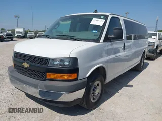 2020 Chevrolet Express Passenger LS с VIN 1GAZGNFG0L1242167, выставлен на аукционе IAAI как лот 42449725 с пробегом 36 919 миль миль и . История ставок и продаж доступна на DreamBid. Изображение 2.