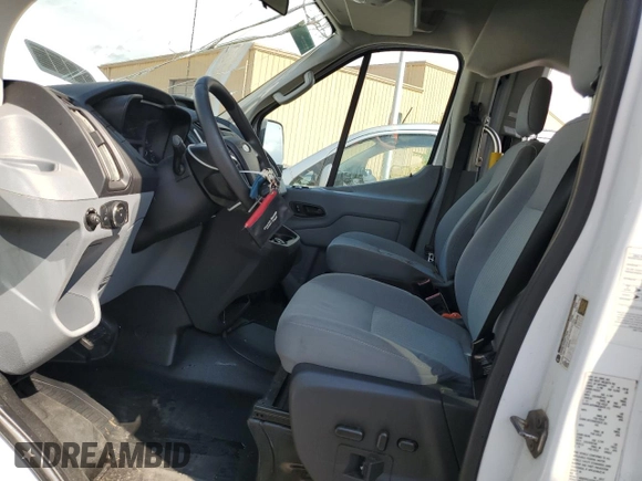 2018 Ford Transit z VIN 1FDAX2XV5JKA33123, wystawiony jako Copart lot #64243675 z przebiegiem 124 631 mil mil oraz Nie do naprawy • Non repairable. Historia ofert i sprzedaży dostępna na DreamBid. Obrazek 7.