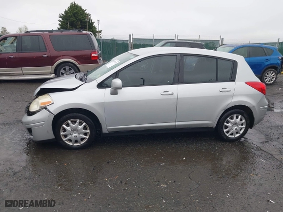 2008 Nissan Versa 1.8 SL with VIN 3N1BC13E28L395359, listed as a IAAI auction lot 41977799 with 80,258 mi miles. Bid and sale history available at carsss.com. Image 14.