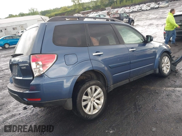 2011 Subaru Forester X Premium с VIN JF2SHADC5BH748759, выставлен на аукционе IAAI как лот 42266329 с пробегом 180 302 миль миль и . История ставок и продаж доступна на DreamBid. Изображение 4.