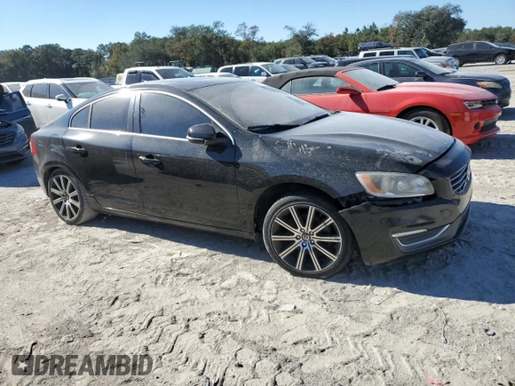 2015 Volvo S60 T5 Drive-E Platinum with VIN YV140MFD6F2301849, listed as a Copart auction lot 82231124 with Not Provided miles and Clean Title. Bid and sale history available at carsss.com. Image 4.