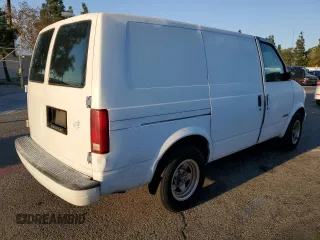 1995 Chevrolet Astro Cargo Van with VIN 1GCDM19WXSB201947, listed as a Copart auction lot 88306345 with 279,538 mi miles and Salvage Title. Bid and sale history available at carsss.com. Image 3.