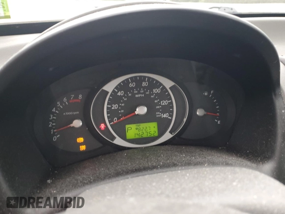 2009 Hyundai Tucson GLS with VIN KM8JM12B39U952327, listed as a Copart auction lot 73695884 with 142,752 mi miles and Salvage Title. Bid and sale history available at carsss.com. Image 9.