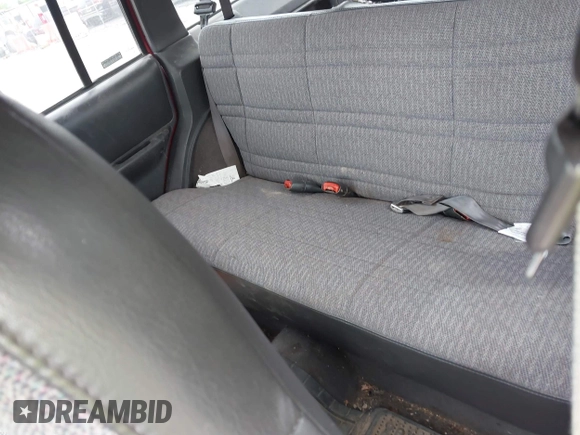 1999 Jeep Cherokee Sport with VIN 1J4FF68SXXL670160, listed as a IAAI auction lot 42265237 with 197,390 mi miles and . Bid and sale history available at DreamBid. Image 8.