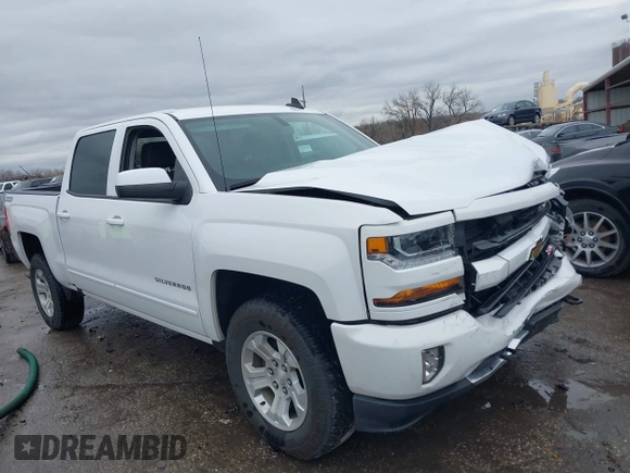 2018 Chevrolet Silverado 1500 LT with VIN 3GCUKREC3JG453433, listed as a IAAI auction lot 38138441 with 53,496 mi miles. Bid and sale history available at carsss.com. Image 1.