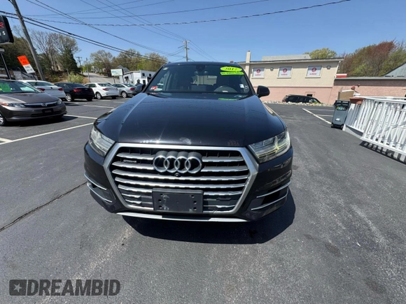 2017 Audi Q7 Premium Plus z VIN WA1LAAF75HD025575, wystawiony jako Copart lot #55443465 z przebiegiem 162 389 mil mil oraz Czysty tytuł • Clean title. Historia ofert i sprzedaży dostępna na DreamBid. Obrazek 6.