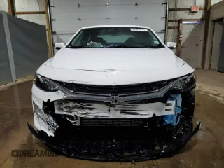 2025 Chevrolet Malibu LT with VIN 1G1ZD5ST9SF127094, listed as a Copart auction lot 50926015 with 9,533 mi miles and Clean Title. Bid and sale history available at DreamBid. Image 5.