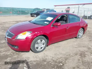 2007 Nissan Altima 2.5 with VIN 1N4AL21E87N414518, listed as a IAAI auction lot 41788225 with 172,013 mi miles. Bid and sale history available at carsss.com. Image 2.