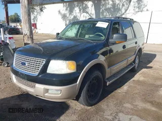 2006 Ford Expedition Eddie Bauer with VIN 1FMPU17566LA82636, listed as a IAAI auction lot 41701275 with 115,076 mi miles. Bid and sale history available at carsss.com. Image 2.