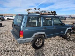 1999 Jeep Cherokee SE with VIN 1J4FF28S5XL646812, listed as a Copart auction lot 87951115 with 230,161 mi miles and Clean title. Bid and sale history available at DreamBid. Image 3.
