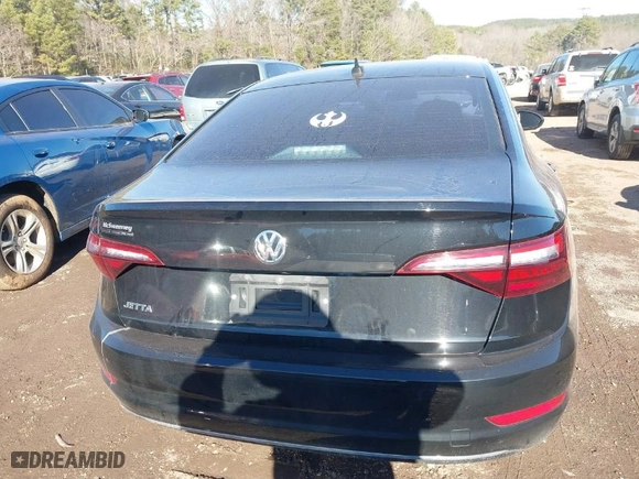 2020 Volkswagen Jetta S with VIN 3VWN57BU6LM068589, listed as a IAAI auction lot 41188256 with 67,810 mi miles. Bid and sale history available at carsss.com. Image 16.