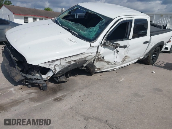 2018 Ram 1500 Express с VIN 1C6RR6KG9JS299835, выставлен на аукционе IAAI как лот 42028416 с пробегом 116 909 миль миль и . История ставок и продаж доступна на DreamBid. Изображение 2.